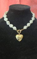 White Pearl & Gold Heart Necklace / Lizz Studio
